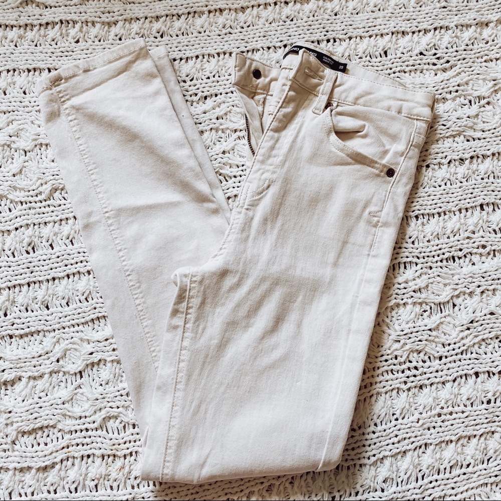3/$35 Volcom skinny white distressed jeans